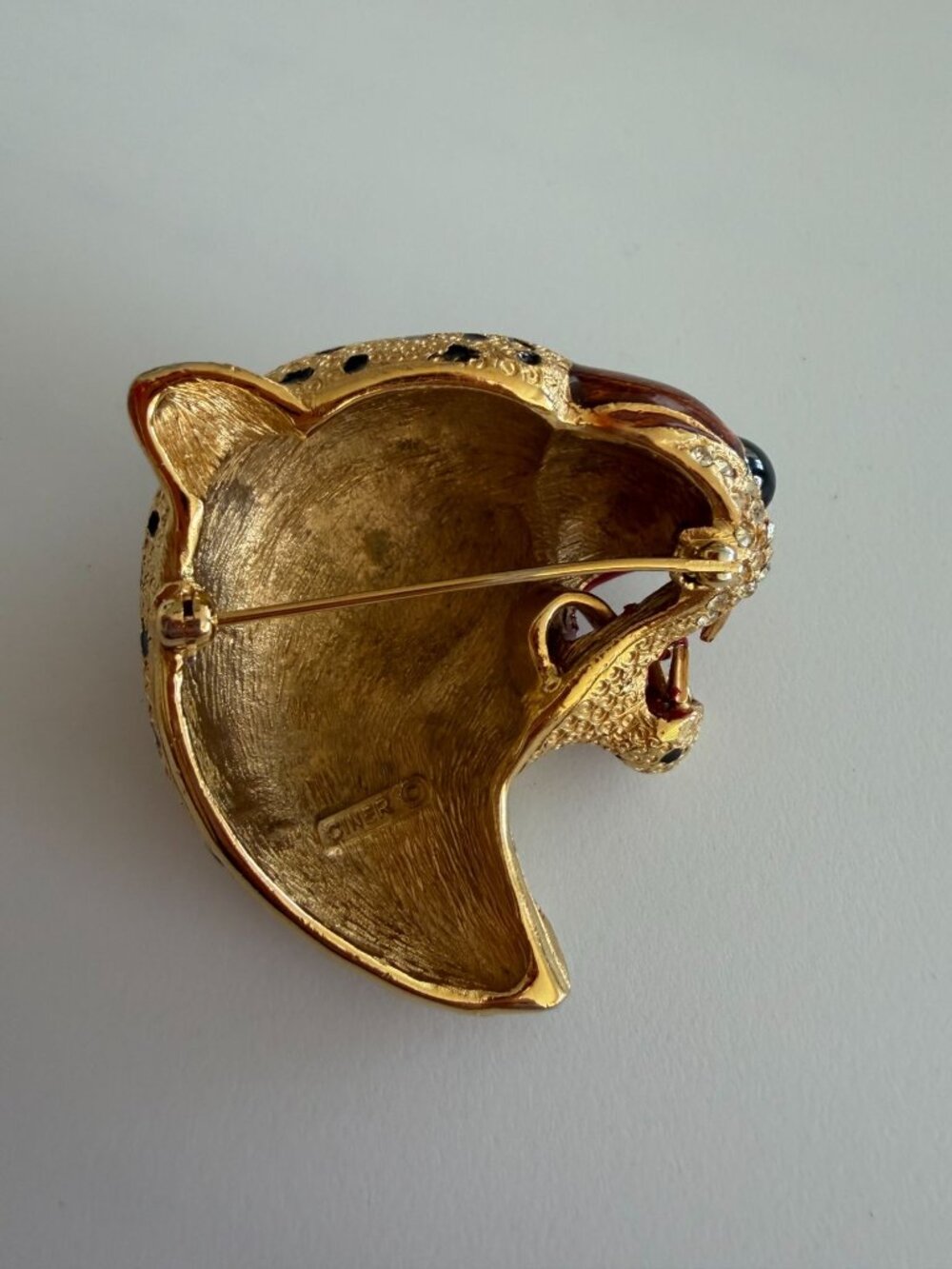 CINER Vintage Leopard Head Signed Rhinestone Brooch Pin - Picture 4 of 8